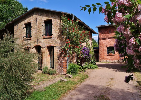 Behringhof in Brandenburg. Urlaub beim Biobauern. Ferienwohnungen und Ferienhaus